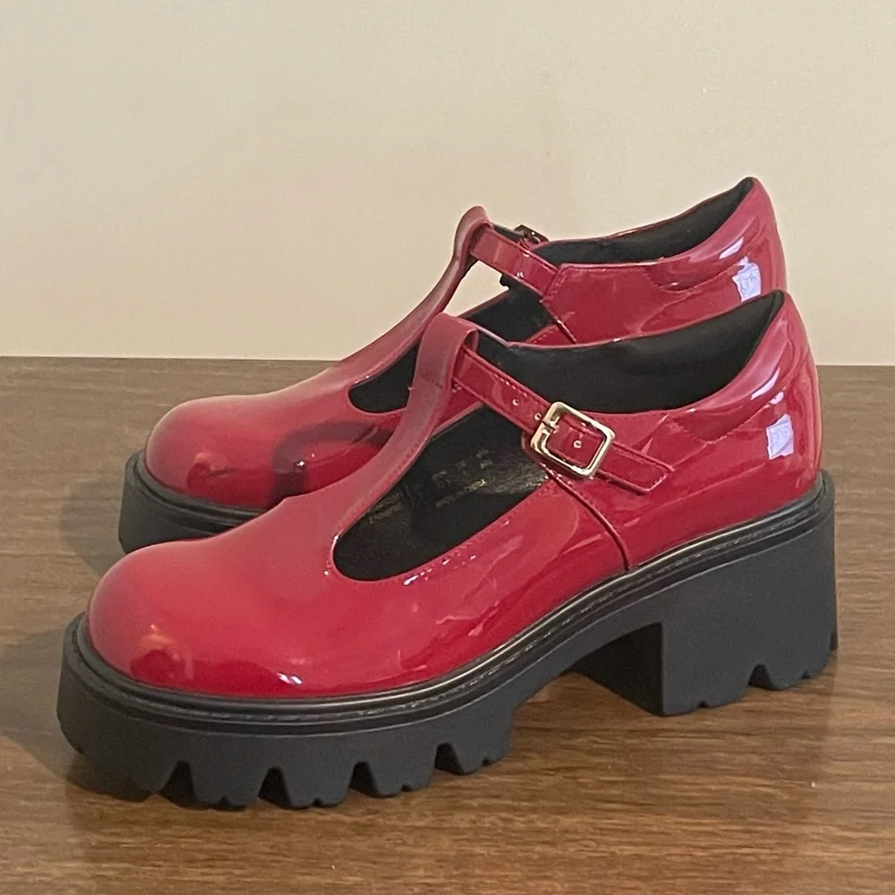 Dream Pairs Patent Look Reddish Mary Janes Lug Soles Sz 9